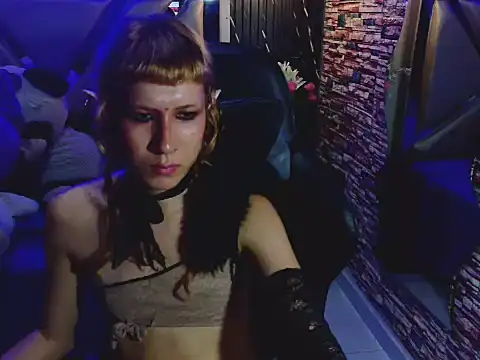 vivienne_hadi: онлайн-секс-чат