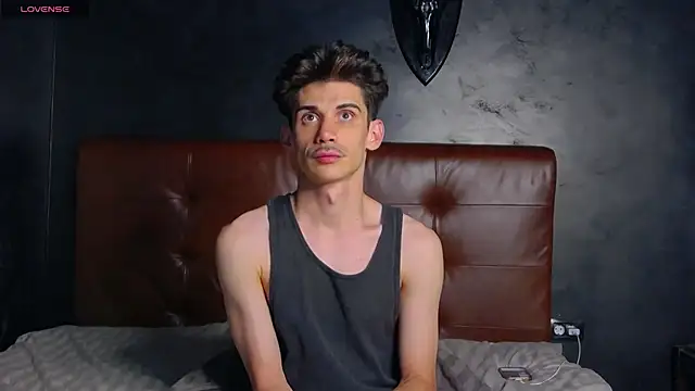 Chat XXX en directo de DanielCrush1