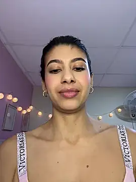 Lenapink19's Live XXX Chat