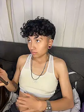 ian_mathias_'s Live XXX Chat