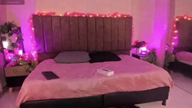 XXX chat uživo modela Vicky_Angeel