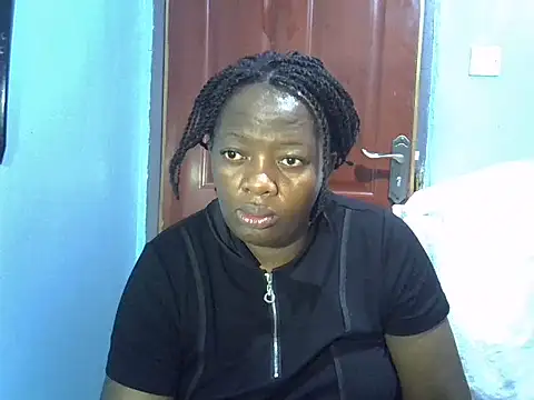 Ebonyceline Chat XXX in diretta