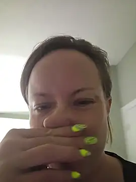 Živý XXX chat julimonroe