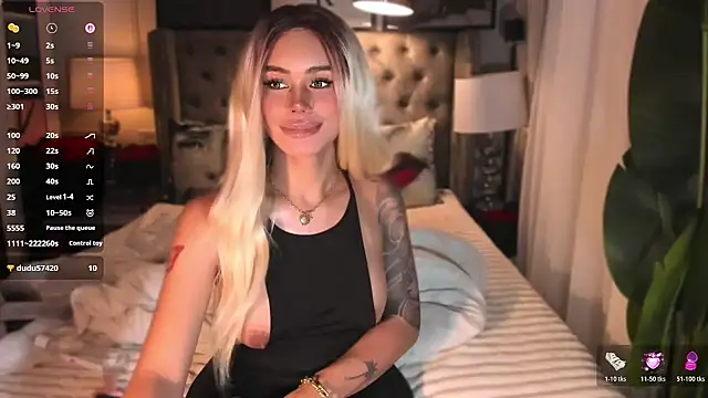 ParisianDoll Adlı Modelin Canlı XXX Sohbeti