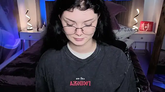 XXX chat uživo modela MileyRood