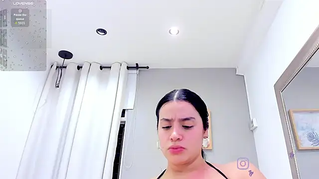 Eyes_Duque's Live XXX Chat