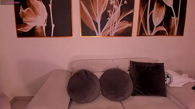 JuliaBanks_ লাইভ XXX চ্যাট