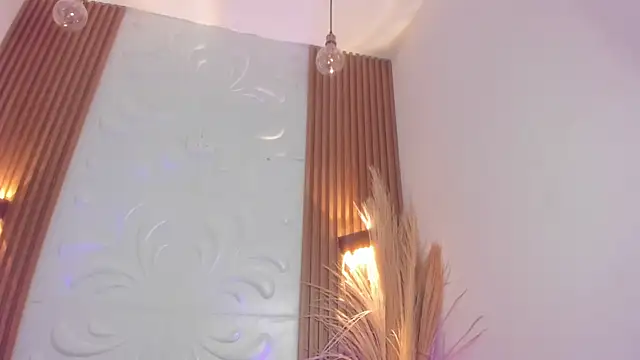 Valerie_Sweett_'s Live XXX Chat