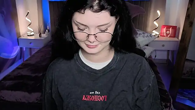 MileyRood live XXX chat