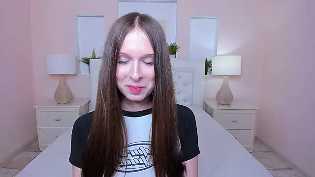 dark_k1tty Adlı Modelin Canlı XXX Sohbeti