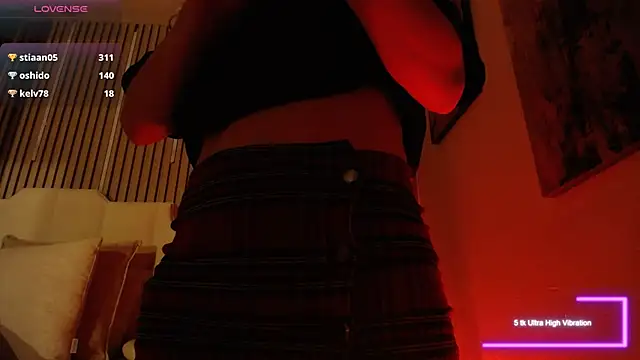 Katy_Van Live XXX-chat