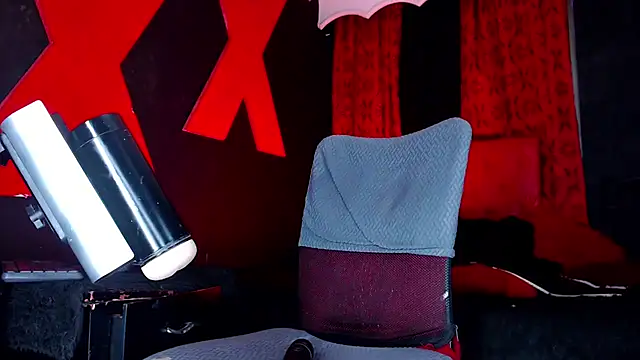 abrilbigcock XXX чат на живо