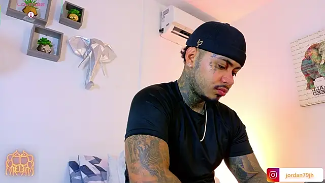 JordanSmiith_ Chat XXX in diretta