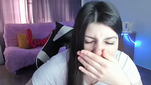 Онлайн чат XXX KisaModel