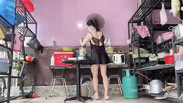 دردشة LinhChi_9x الجنسية المباشرة