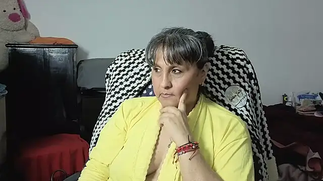 merlyna_goldens – Live XXX-chat