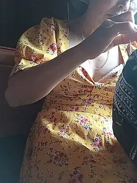 Tina_misu élő XXX-chatje