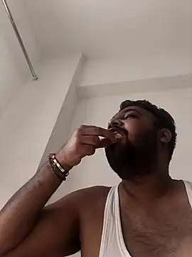 Chat +18 de vinay_smalldick ao vivo