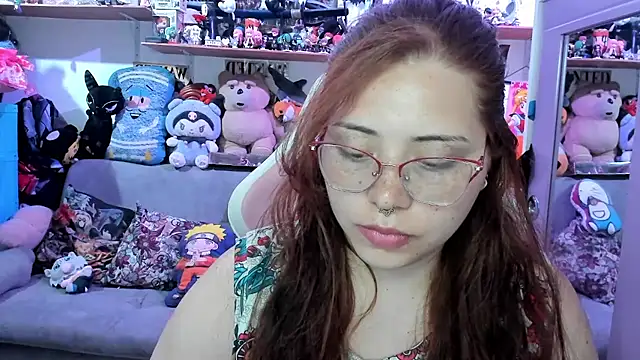 Онлайн чат XXX soficammy