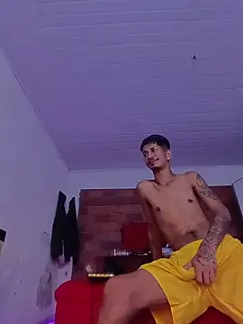 Chat XXX en directo de theyllorwillian