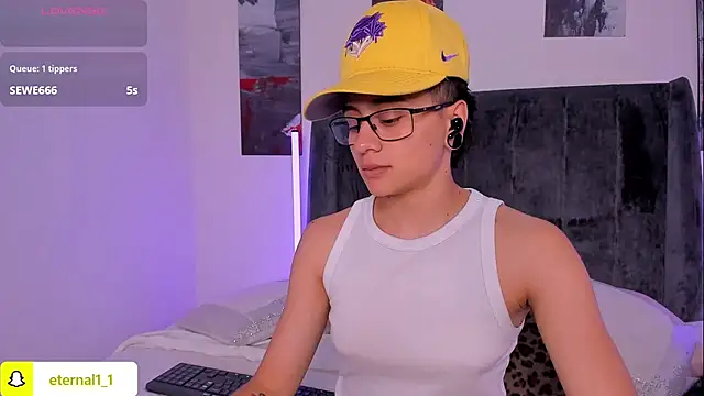 _Eternal_'s Live XXX Chat