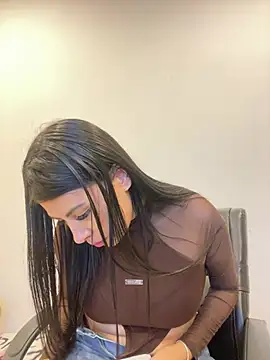 Chat +18 de Alanna_atm_ ao vivo