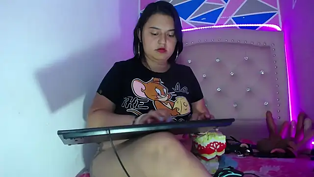 Chatroom XXX en direct de violetaass