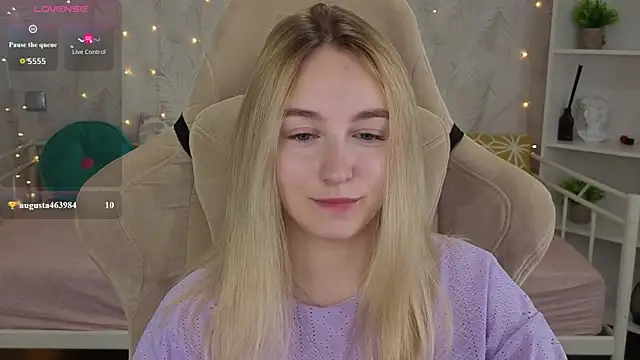 Shy_Polly – Naživo XXX chat