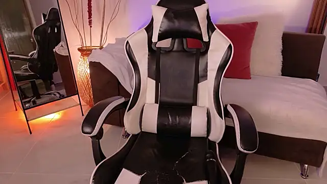 ChloeMoreti – Naživo XXX chat