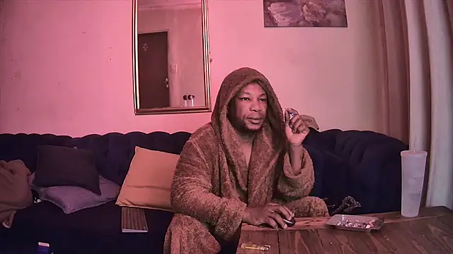 SHORTGUN_STALLION Live XXX-chat