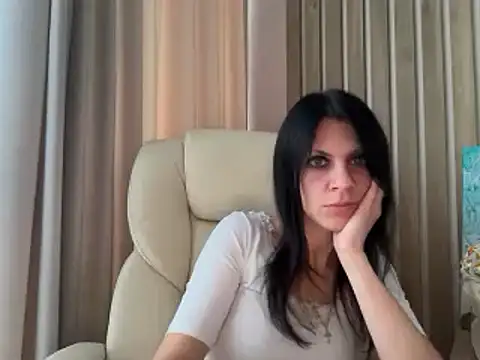 InjaAtHome Live XXX Chat
