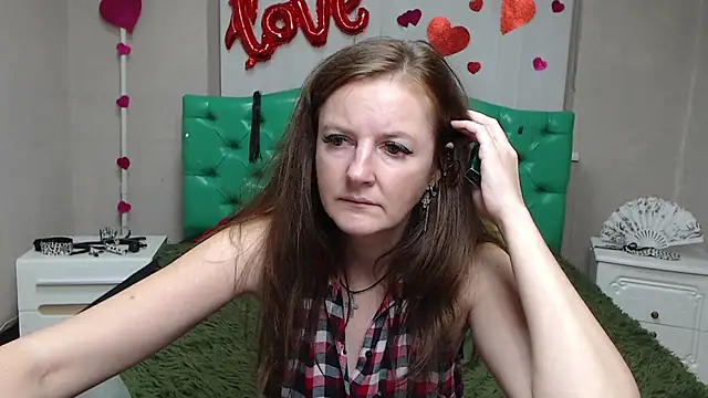 Živý XXX chat MeganPirs