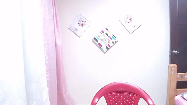 XXX chat uživo modela dianastevenson