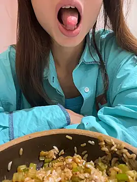 kiss_loo 即時 XXX 聊天