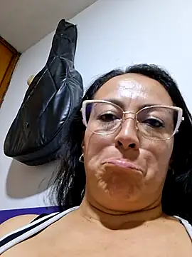 Chat XXX en directo de Lauryn_Jones