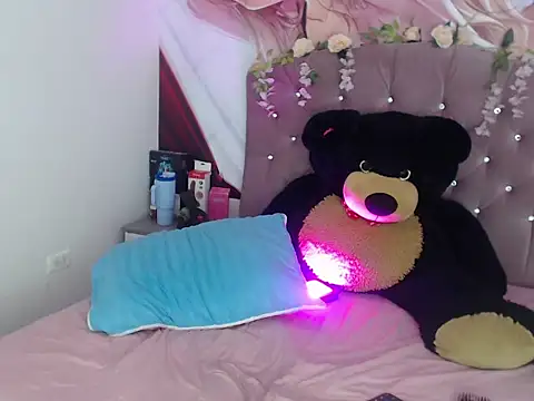 Chatroom XXX en direct de Nathaly-Tatiana