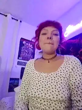 Sarah-Stoner XXX чат на живо