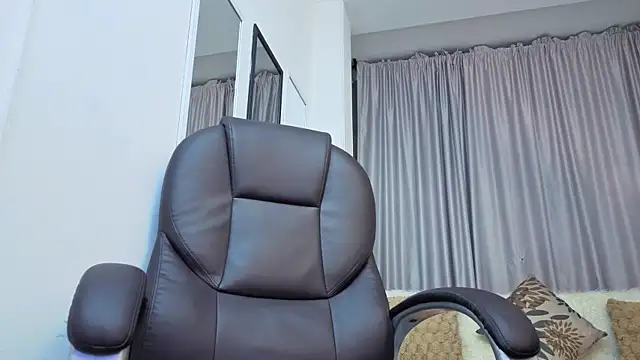 Violeta_TepesのライブXXXチャット