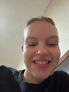 Онлайн чат XXX AshleyMur