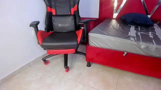 ambarglowasm Chat XXX live