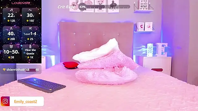 EmilyCoast-1's Live XXX Chat