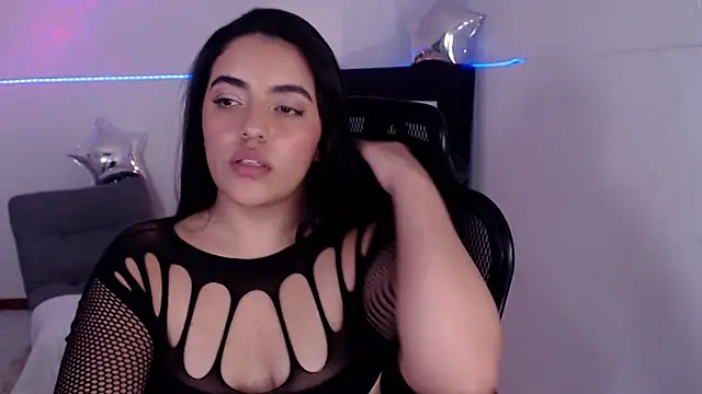 xambar_22x Adlı Modelin Canlı XXX Sohbeti
