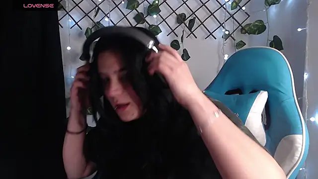 Nika_1_'s Live XXX Chat