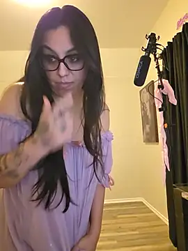 Blaze_Onn লাইভ XXX চ্যাট