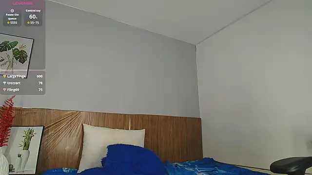 Živý XXX chat EmiliBonnie