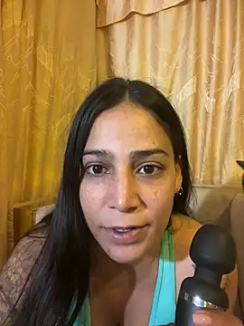 Chatroom XXX en direct de CelinaRachi