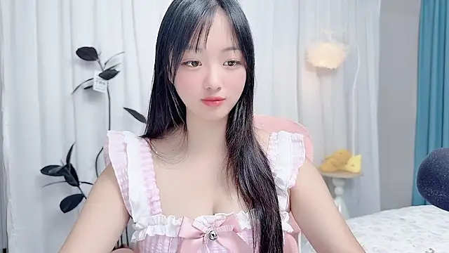 Winnie666999 即時 XXX 聊天
