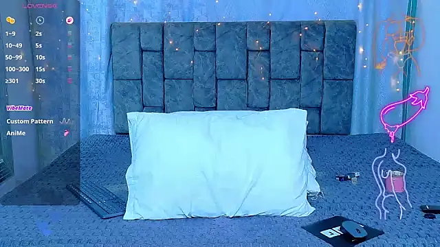 Chat +18 de NicolasTorrez ao vivo