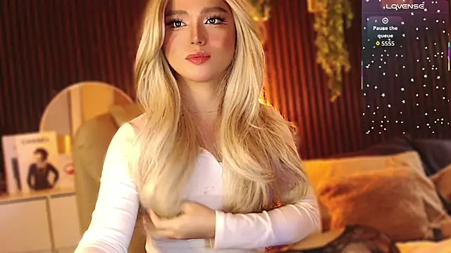Saint_Laurentx Adlı Modelin Canlı XXX Sohbeti