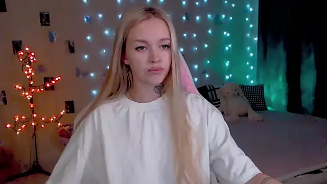 Naughty_Mable élő XXX-chatje